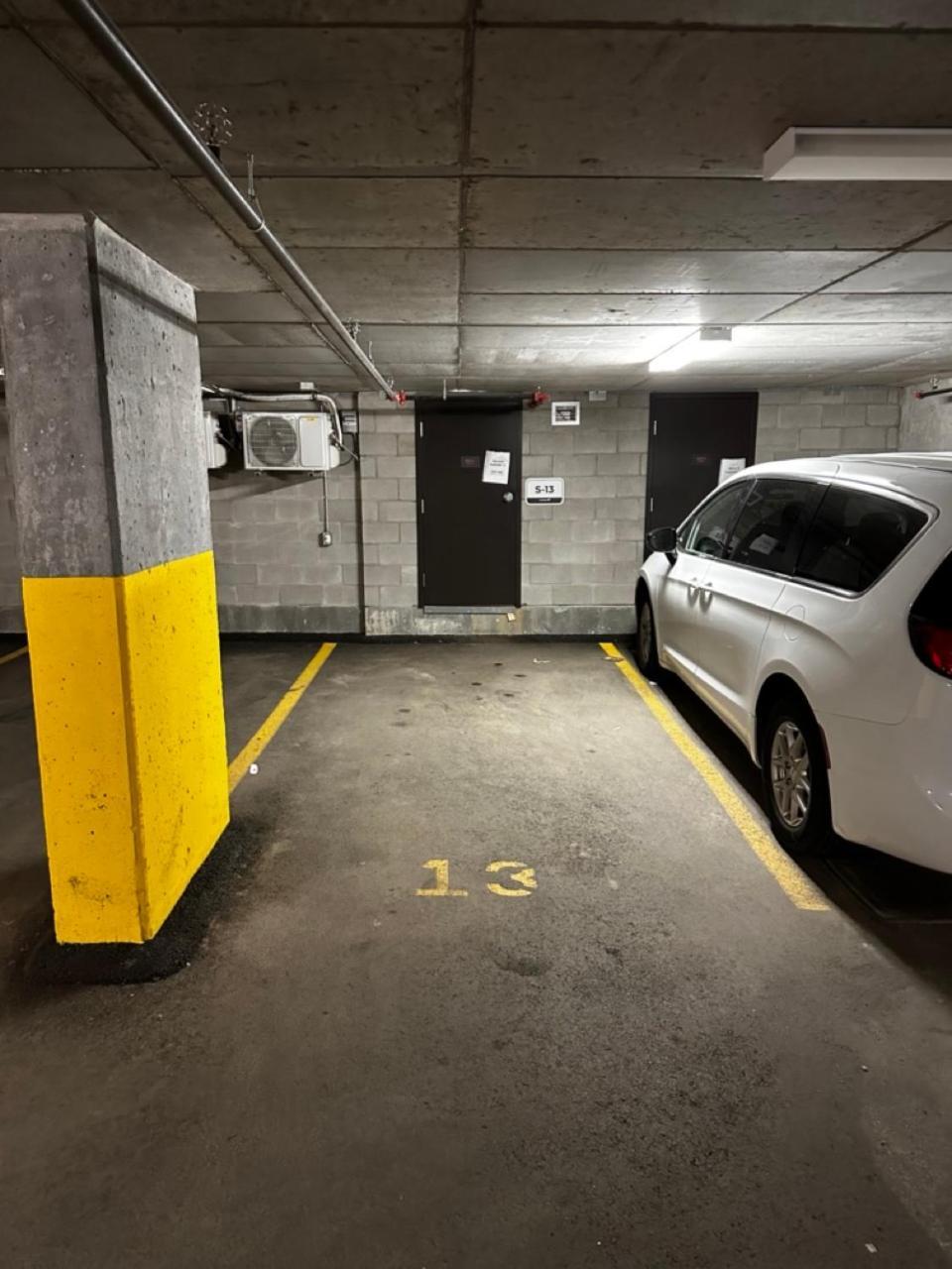 Initial / Cinema +Parking / Centre-Ville De Quebec Bagian luar foto